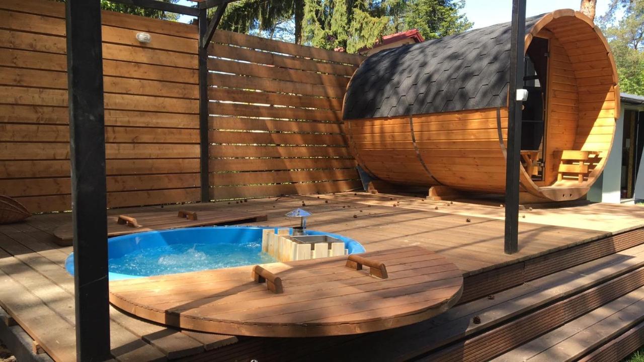 Luksusowy Apartament Pod Lasem, Otwock -Shared Garden, Sauna, Wood Hot Tub! Hot Tub Seasonal! Buitenkant foto